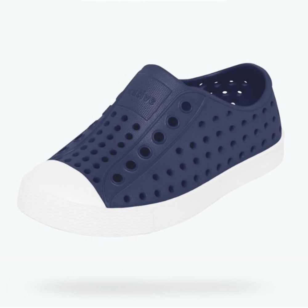 Native Jefferson toddler shoe size C6 regatta blue/shell white